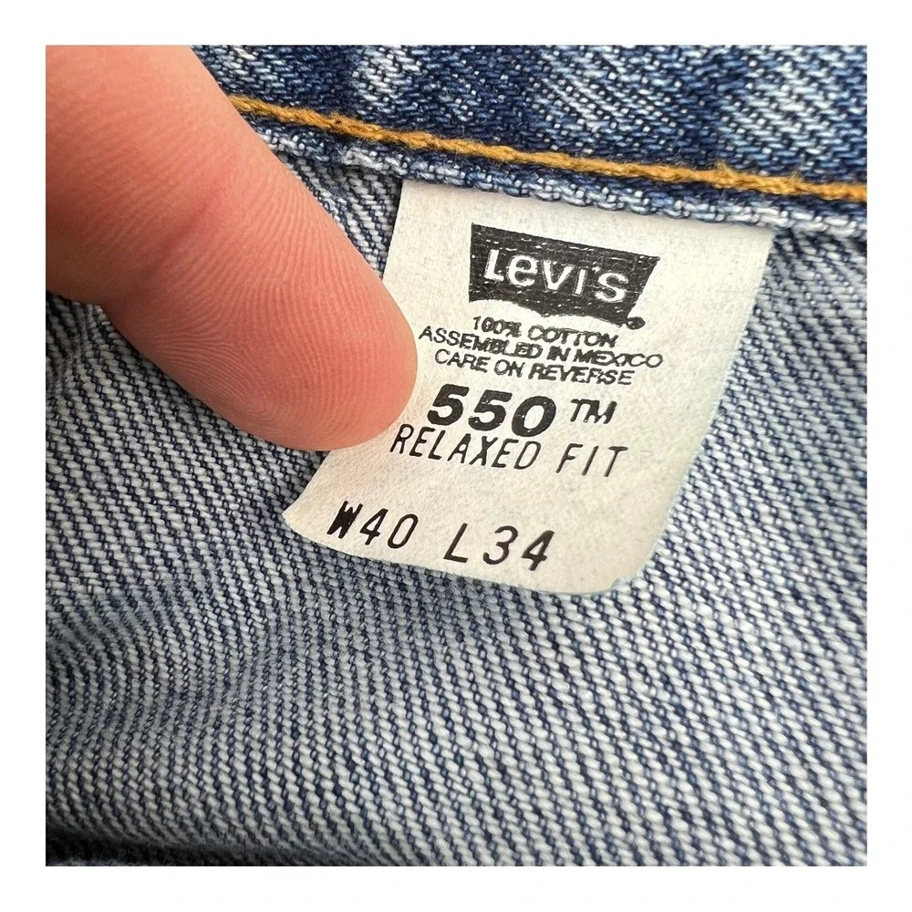 VTG Levi's Blue 550 Ct 5 Pocket Cotton Jeans Mens Size 40X34‎